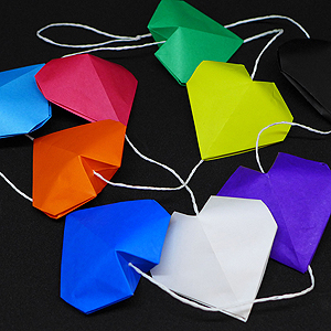 Bright hearts garland 