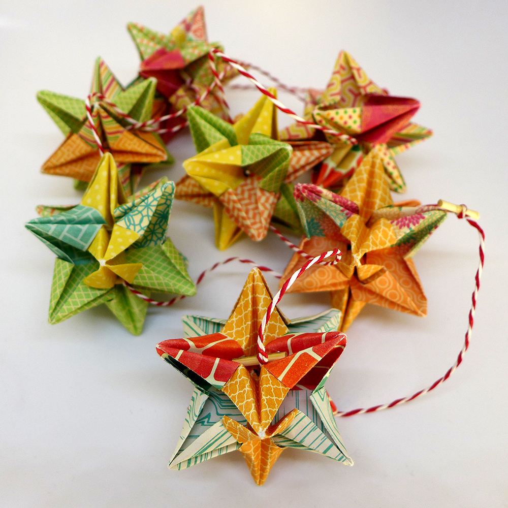 Mini 12 pointed star garland