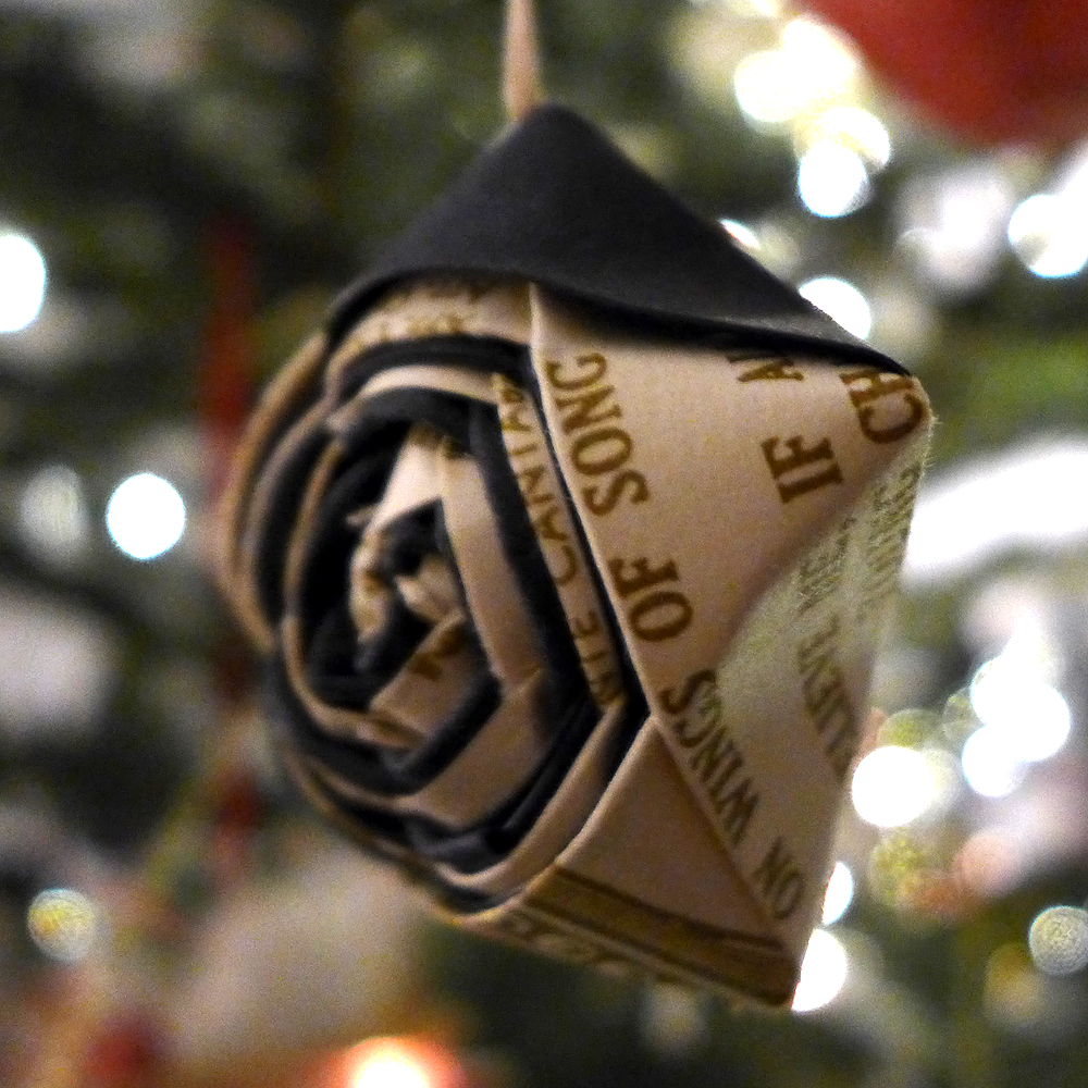 Woven star - text decoration